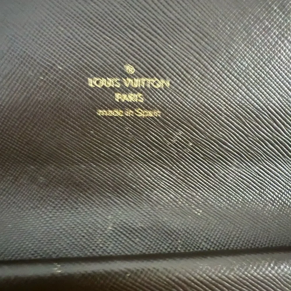 Used in excellent condition nLouis Vuitton Olive Monogram wallet large - Picture 6 of 10